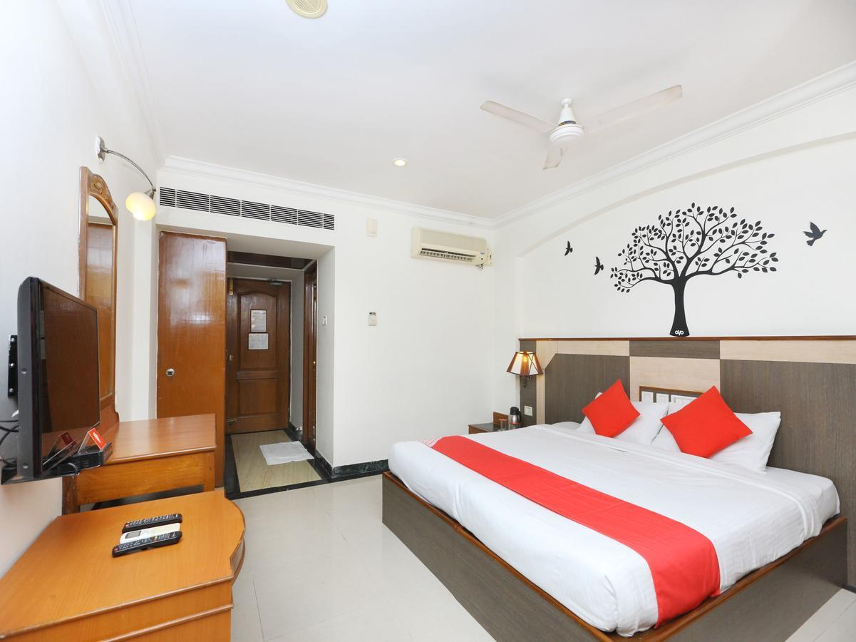 Oyo 1081 Hotel Sindhu International تيروباتي المظهر الخارجي الصورة