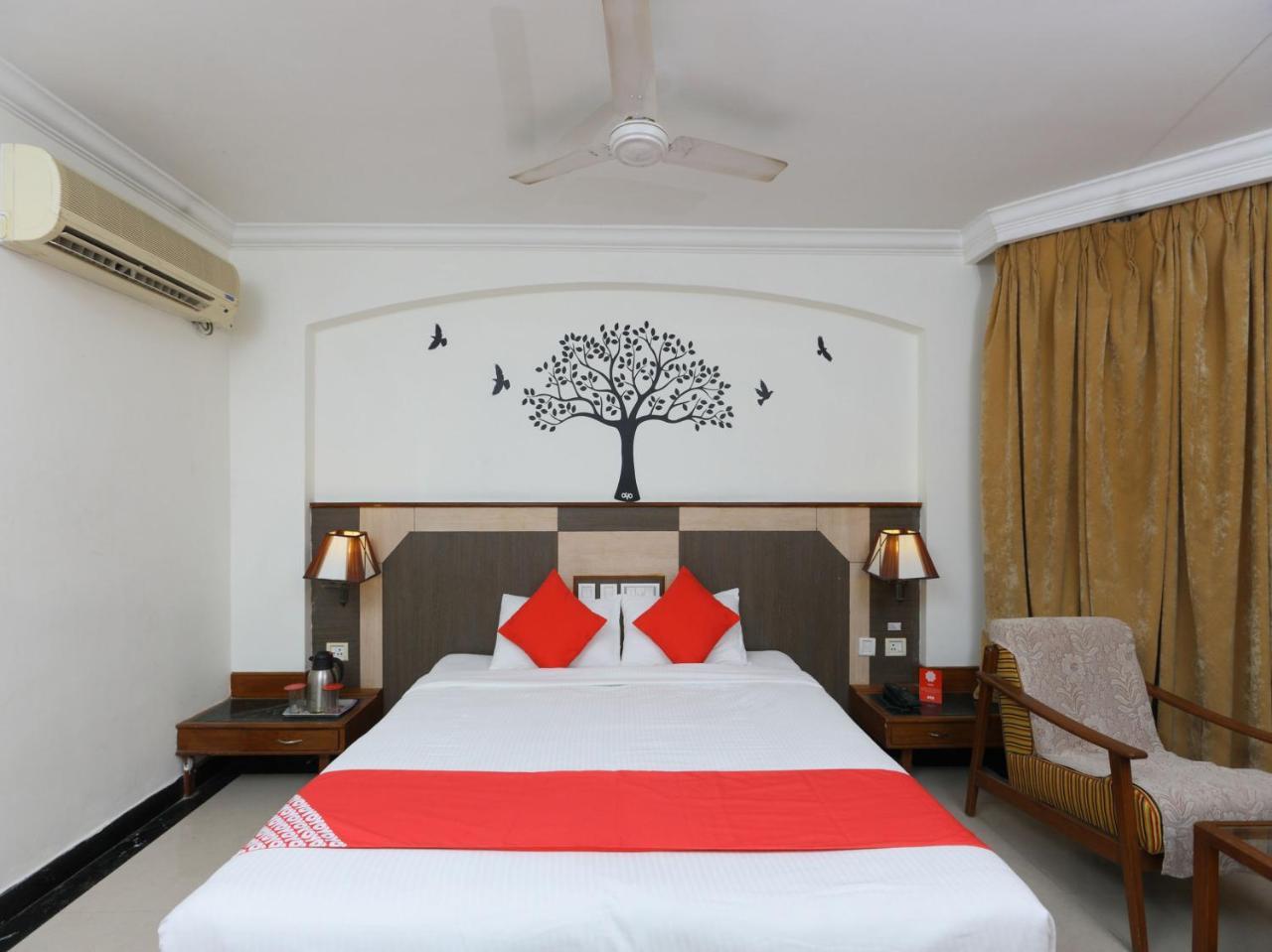 Oyo 1081 Hotel Sindhu International تيروباتي المظهر الخارجي الصورة