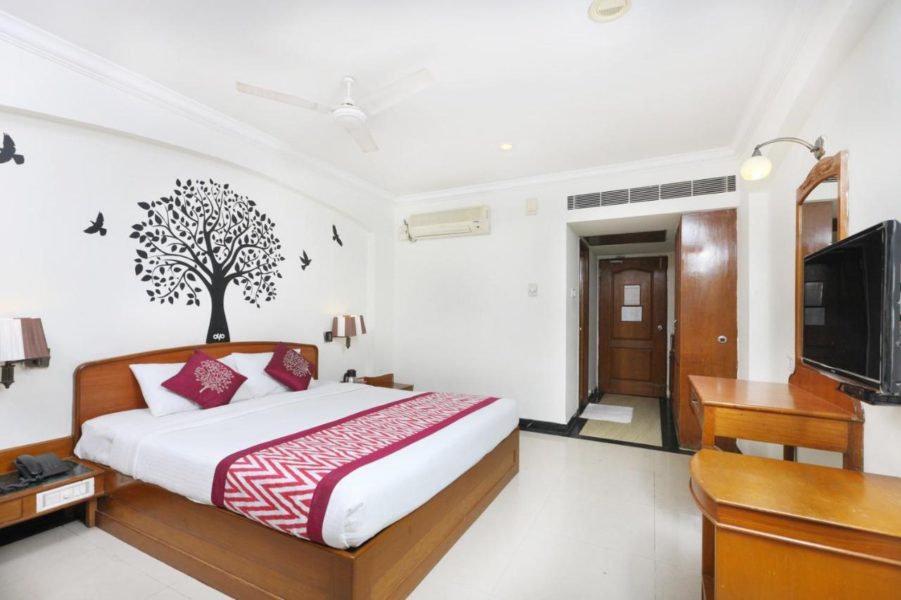 Oyo 1081 Hotel Sindhu International تيروباتي المظهر الخارجي الصورة
