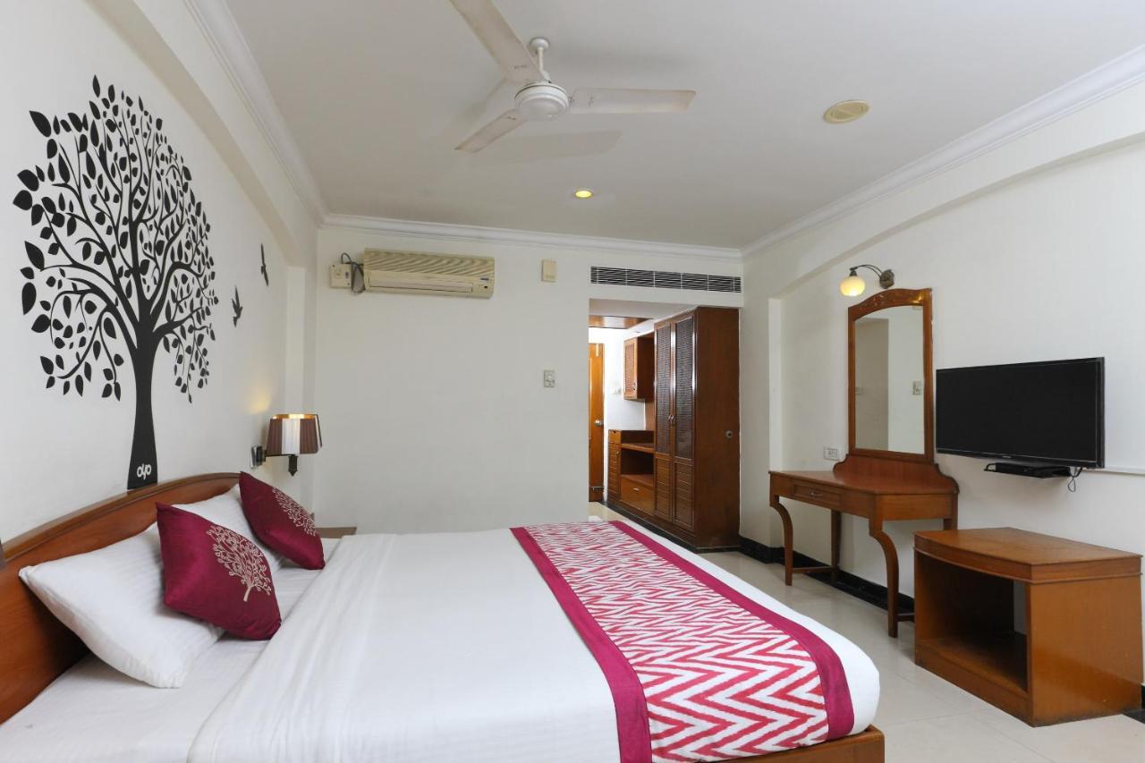 Oyo 1081 Hotel Sindhu International تيروباتي المظهر الخارجي الصورة